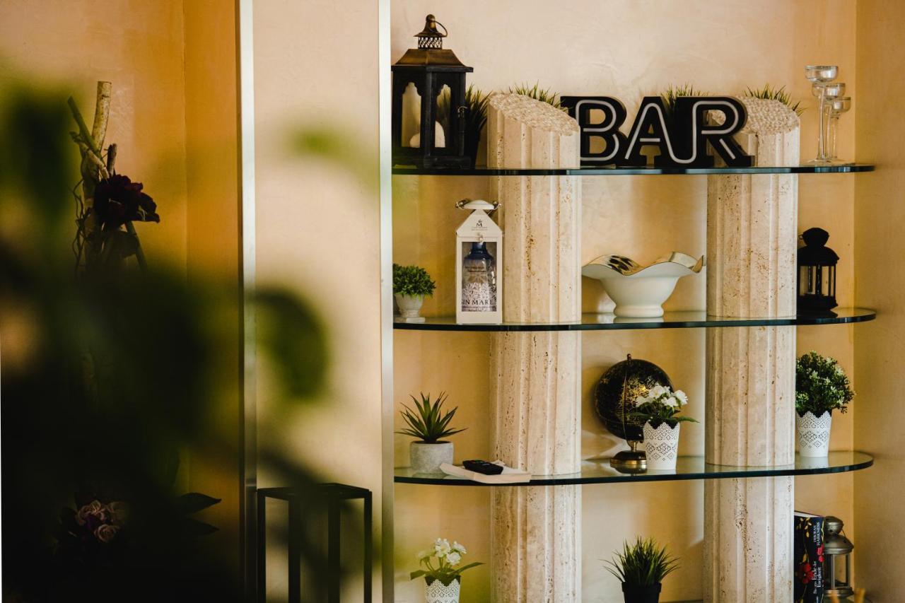 Unique Hotel Cesenatico Ngoại thất bức ảnh