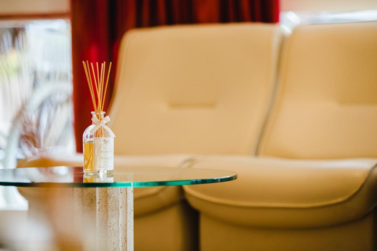 Unique Hotel Cesenatico Ngoại thất bức ảnh