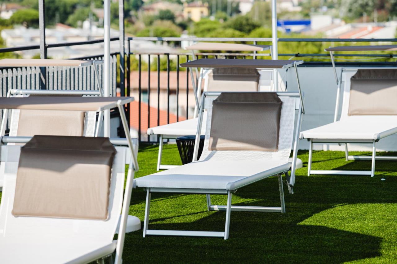 Unique Hotel Cesenatico Ngoại thất bức ảnh