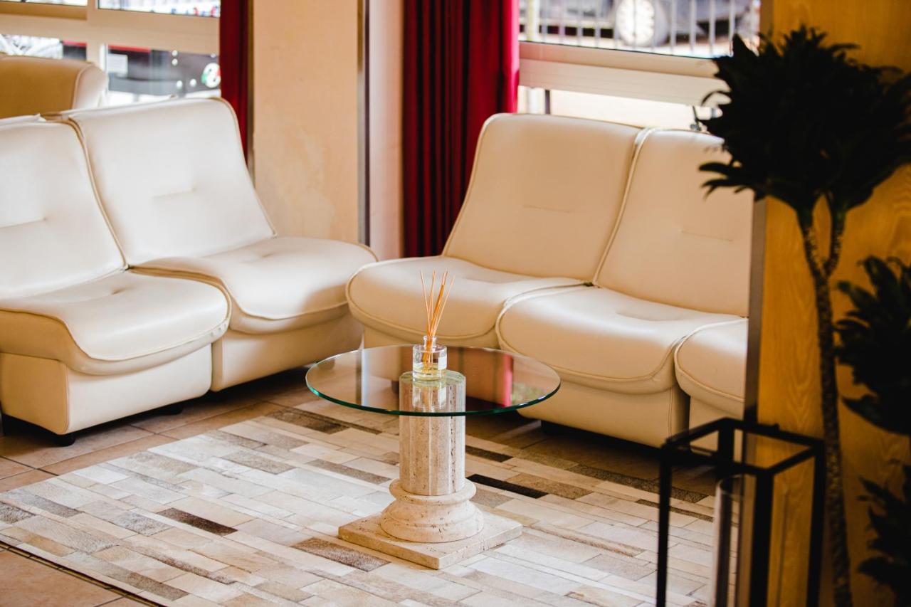 Unique Hotel Cesenatico Ngoại thất bức ảnh