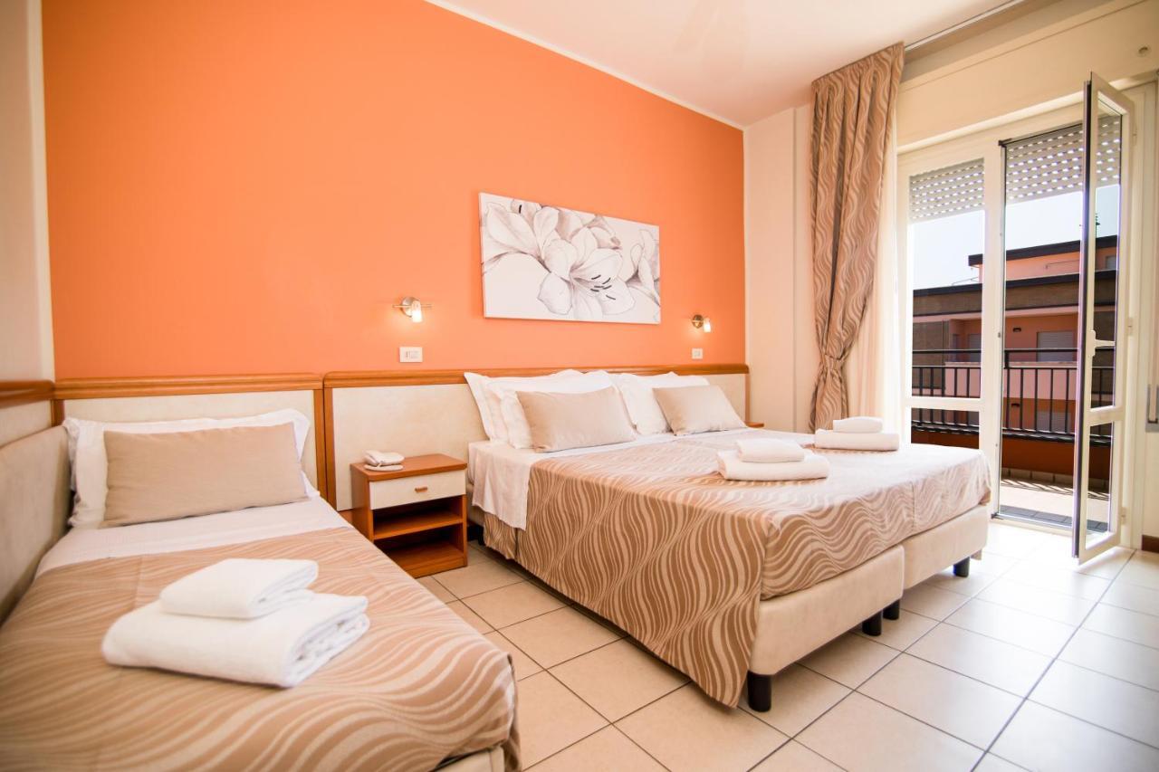 Unique Hotel Cesenatico Ngoại thất bức ảnh