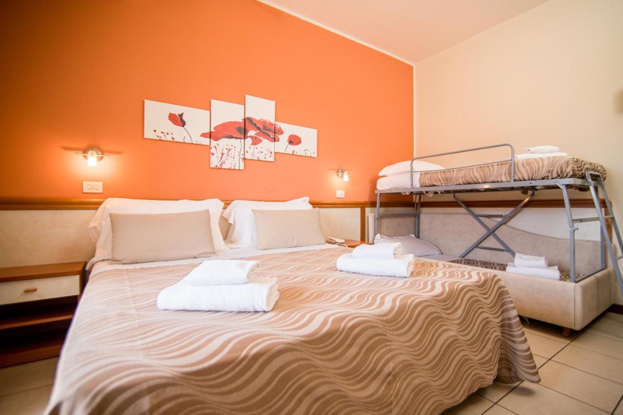 Unique Hotel Cesenatico Ngoại thất bức ảnh