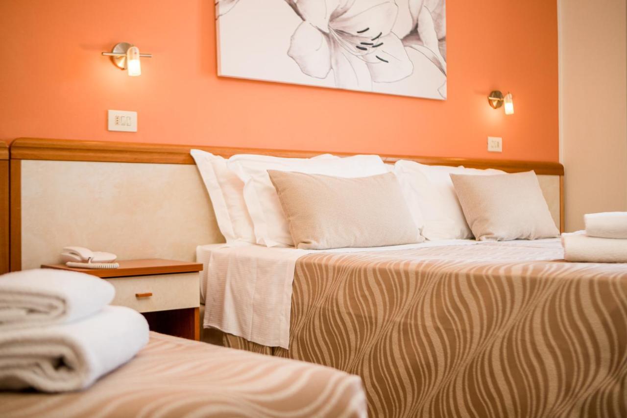 Unique Hotel Cesenatico Ngoại thất bức ảnh