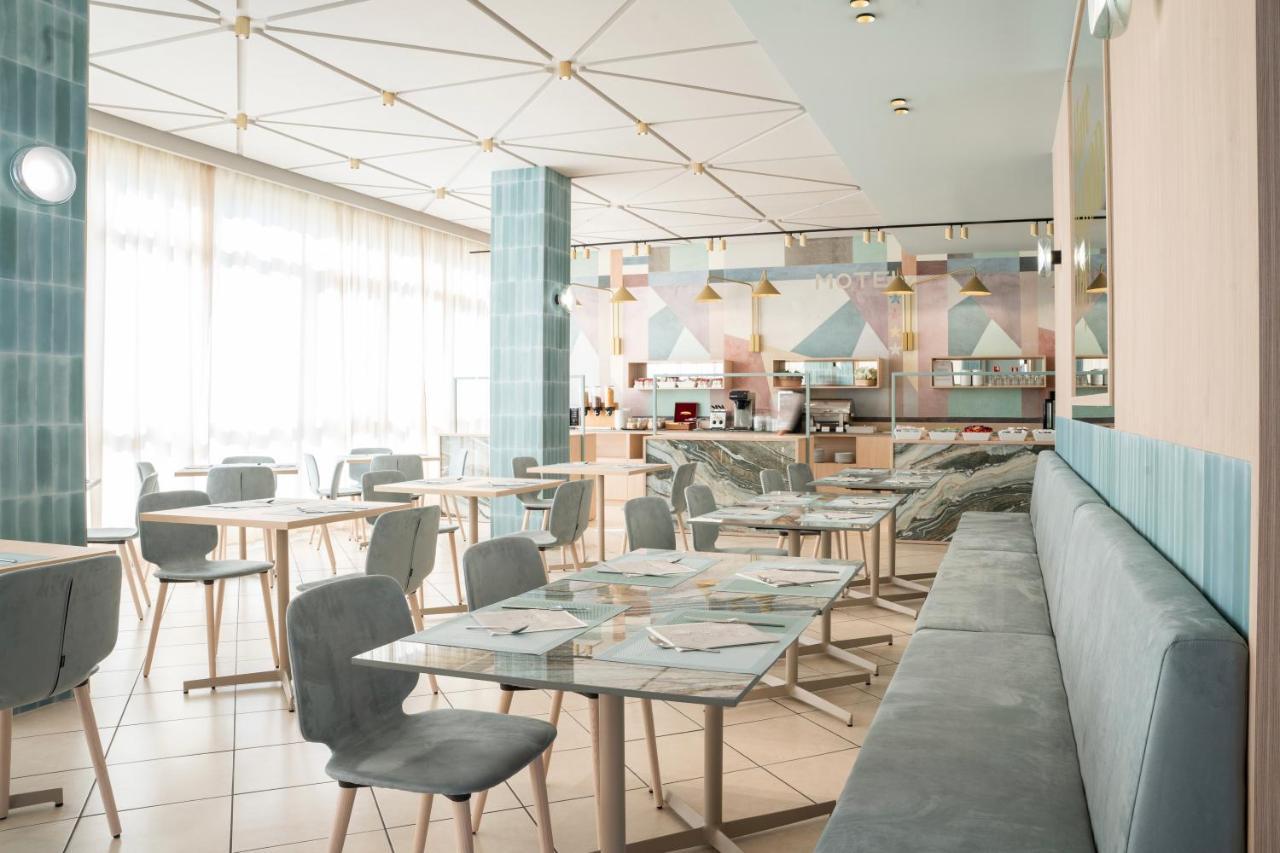 Unique Hotel Cesenatico Ngoại thất bức ảnh