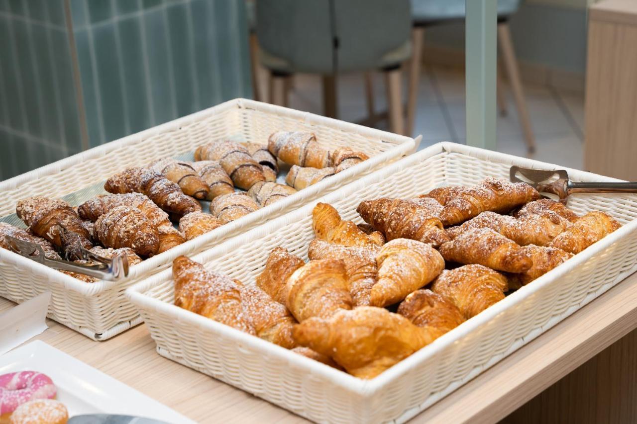 Unique Hotel Cesenatico Ngoại thất bức ảnh