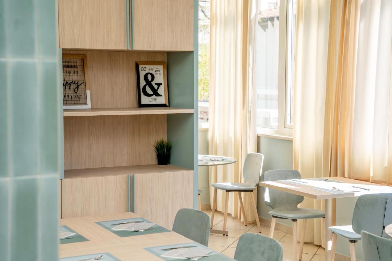 Unique Hotel Cesenatico Ngoại thất bức ảnh