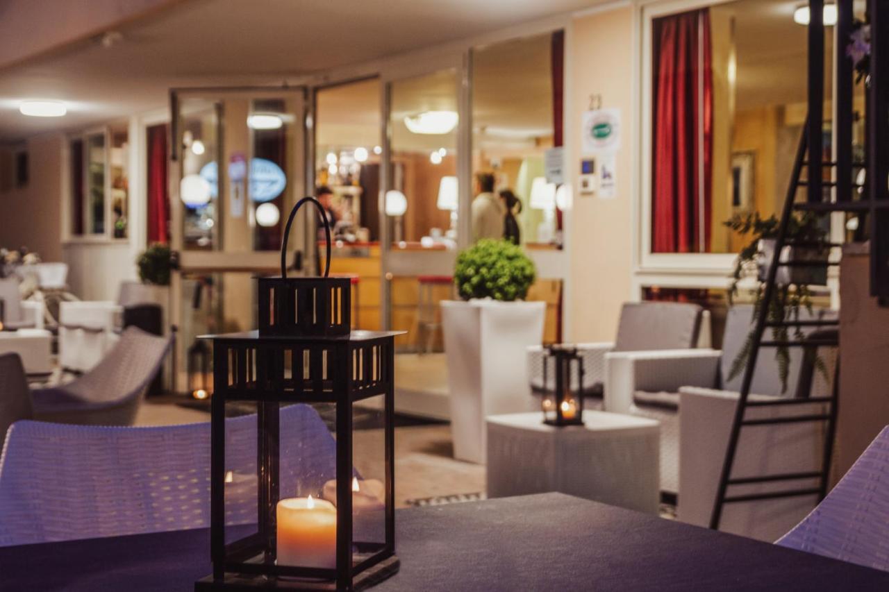 Unique Hotel Cesenatico Ngoại thất bức ảnh