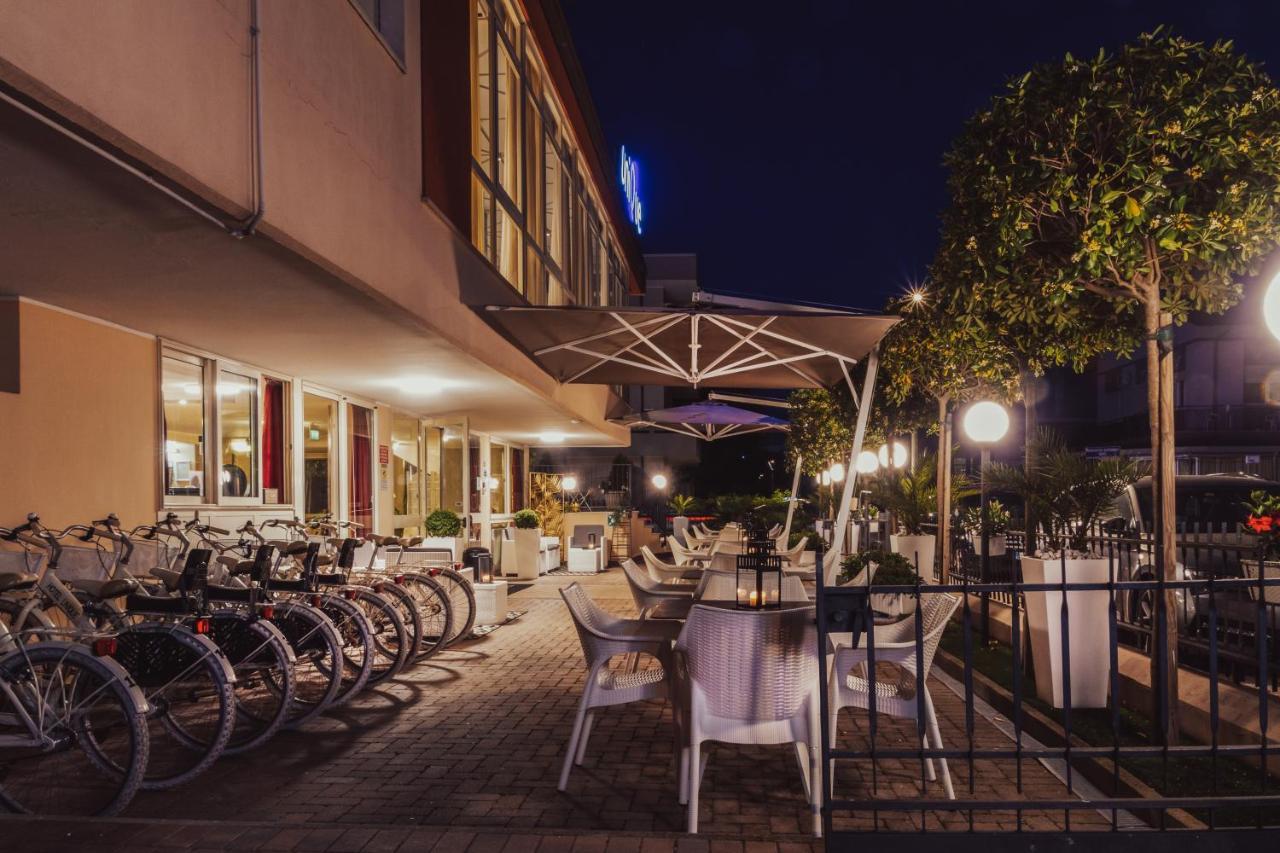 Unique Hotel Cesenatico Ngoại thất bức ảnh